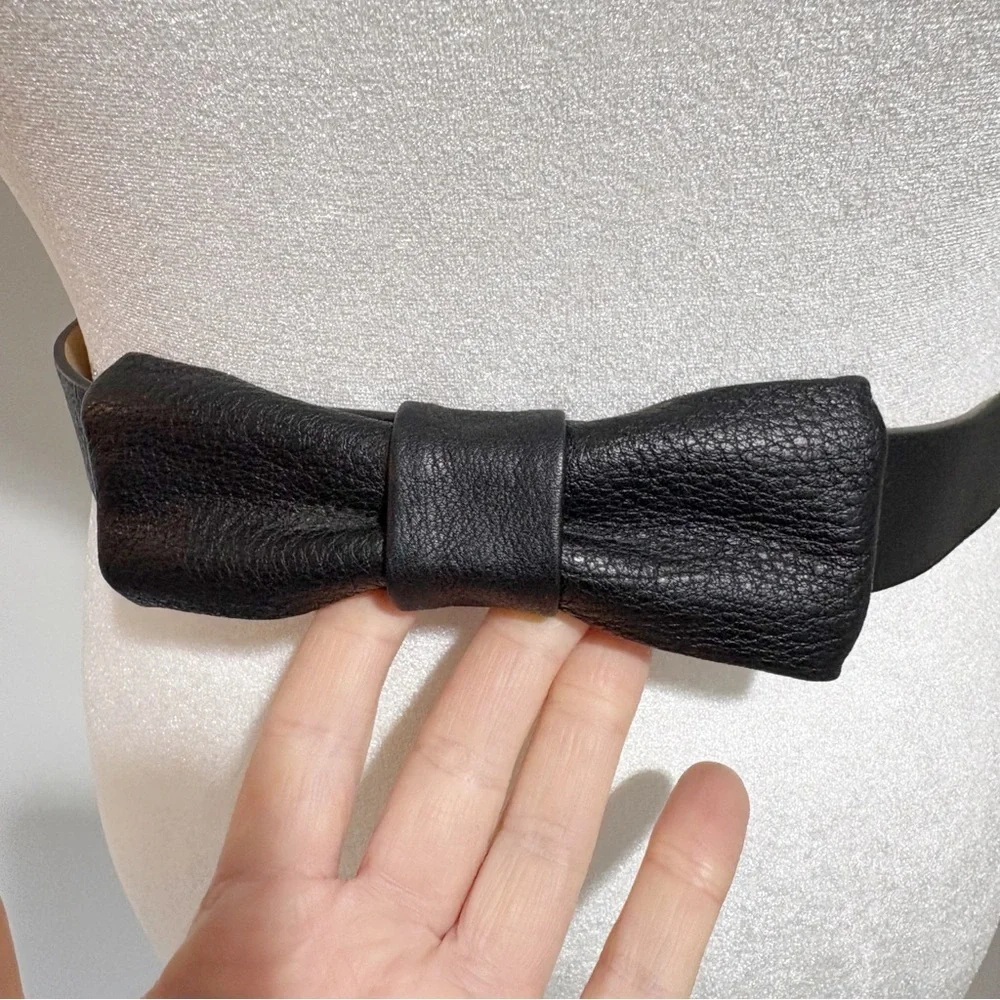 Kate Spade In The Loop Bow Belt Pebbled Black Leather Size XS Small 28”